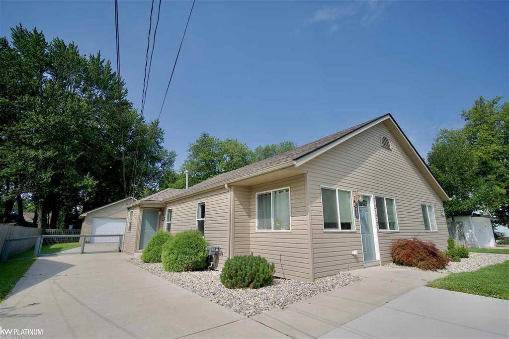 Harrison Twp, MI 48045,41195 Conger Bay Drive