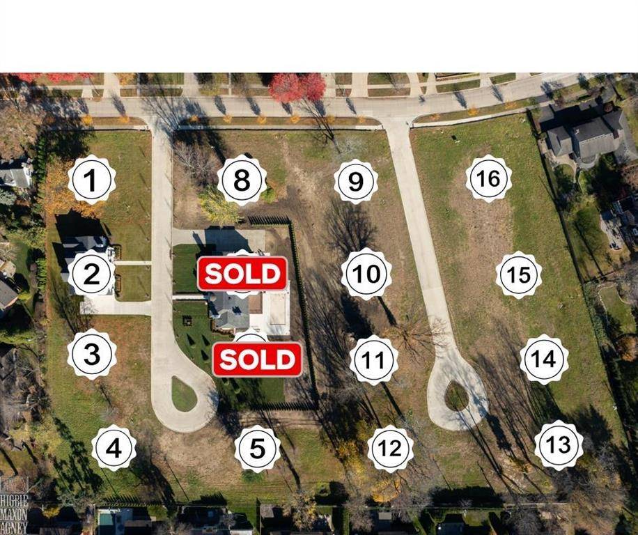 Village Of Grosse Pointe Shores, MI 48236,510 E Deeplands Lane