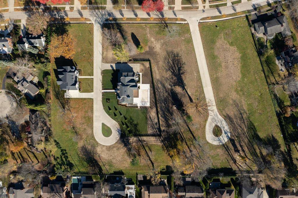 Village Of Grosse Pointe Shores, MI 48236,515 E Deeplands Lane