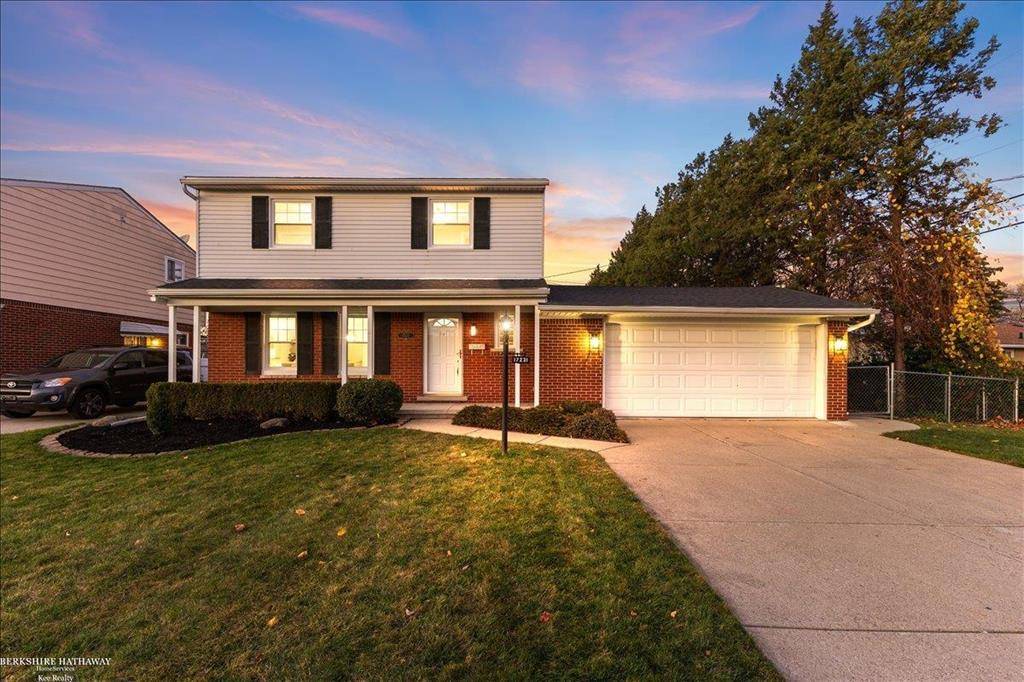 Eastpointe, MI 48021,17231 Wilson Avenue