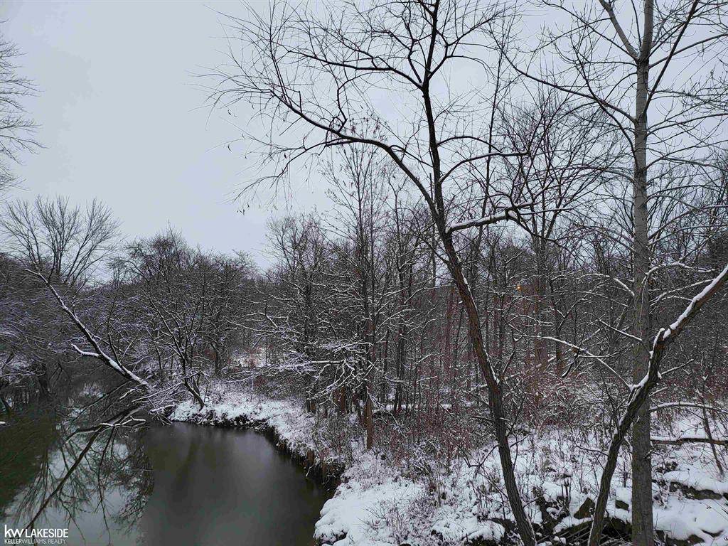New Haven Vlg, MI 48048,27 Mile Road