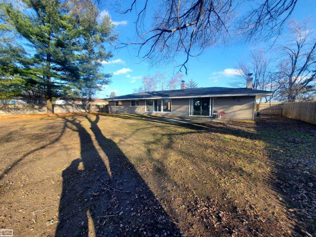 Roseville, MI 48066,32315 beaconsfield Street