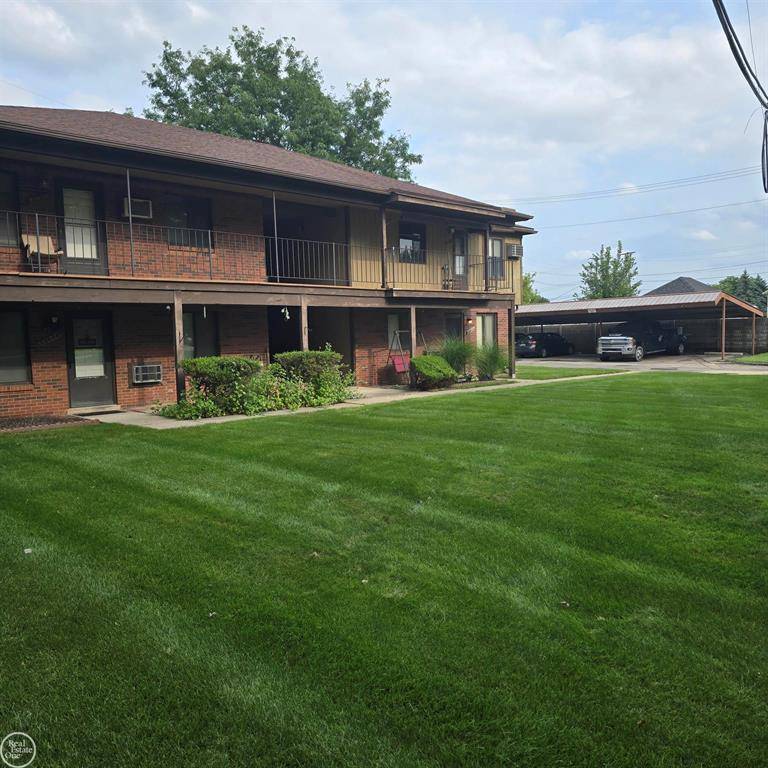 Roseville, MI 48066,30442 Utica Road