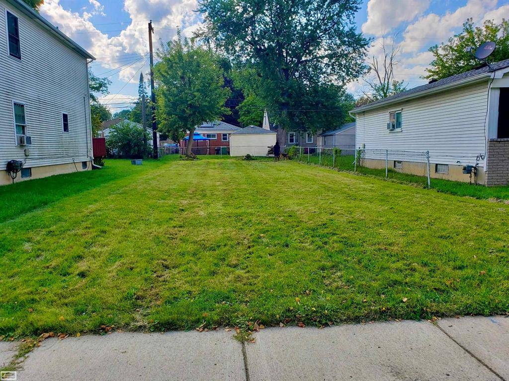 Eastpointe, MI 48021,21819 Rein Avenue