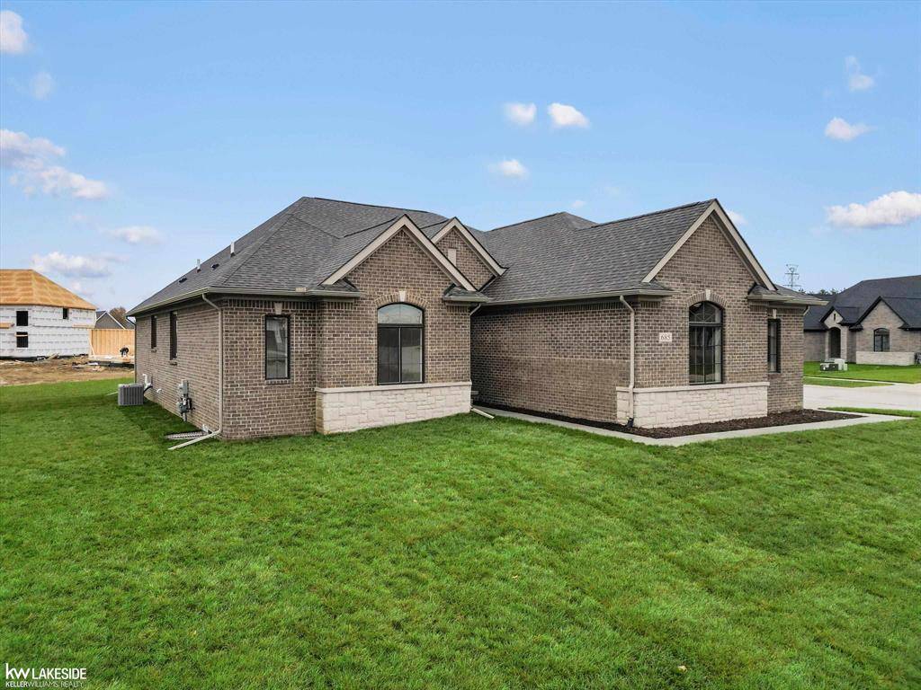 Oxford Twp, MI 48371,685 Marlayna Drive 42