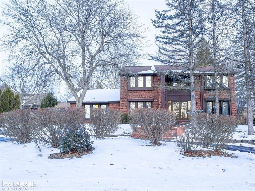 West Bloomfield Twp, MI 48302,4317 Ramsgate Lane