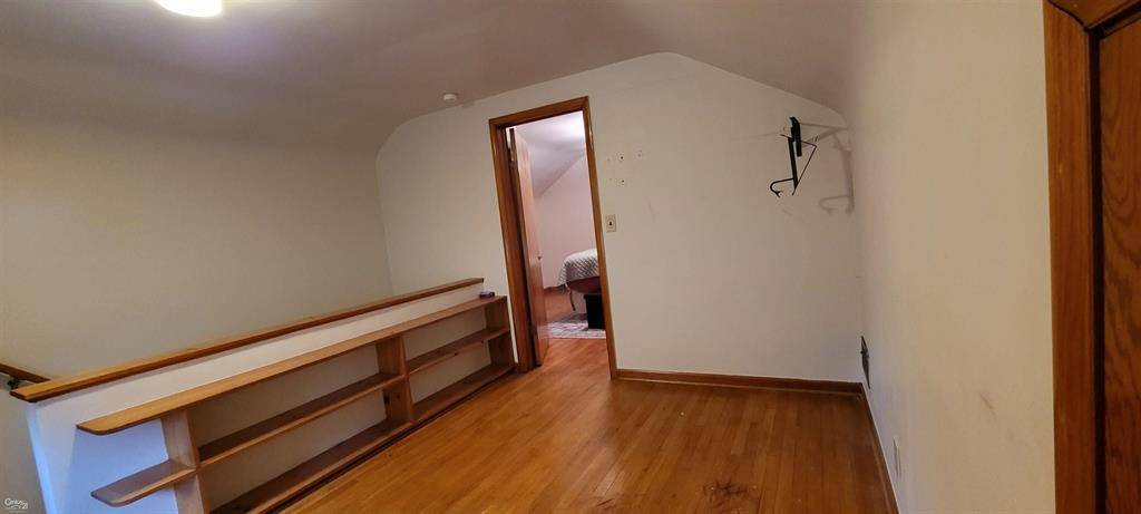 Harper Woods, MI 48225,20506 LOCHMOOR Street