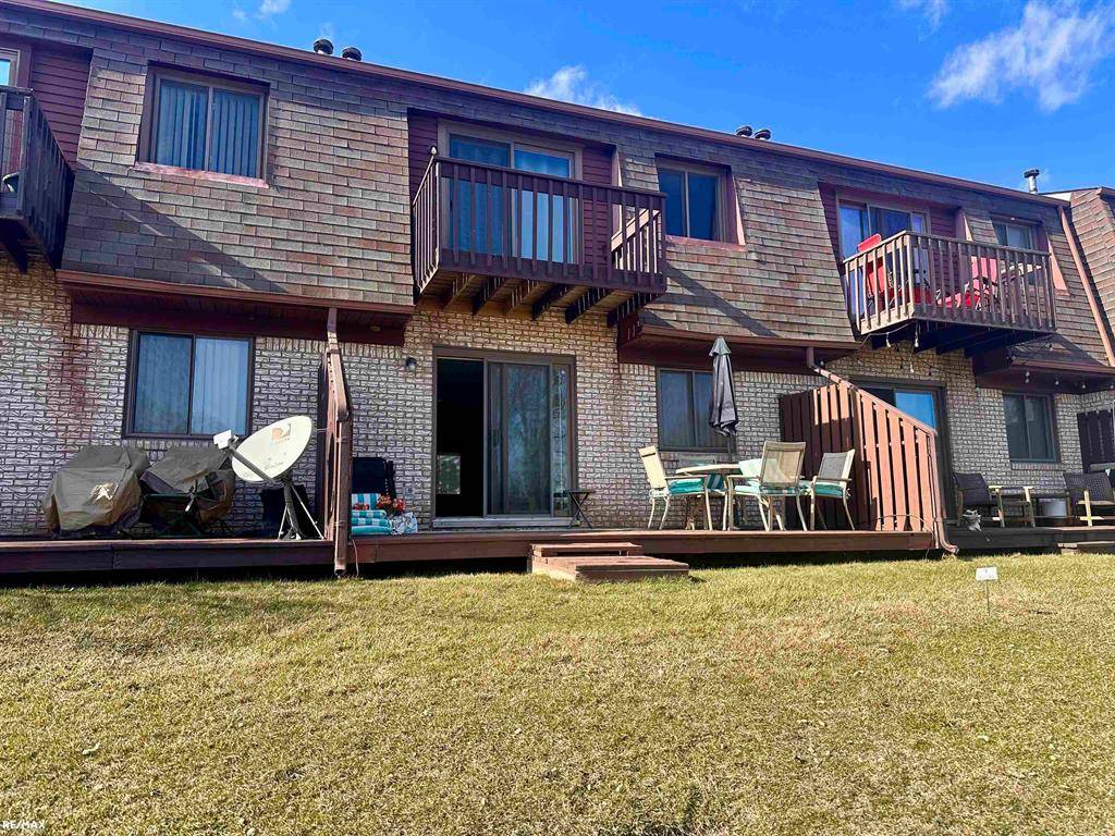 Harrison Twp, MI 48045,25380 Quarter Deck Street