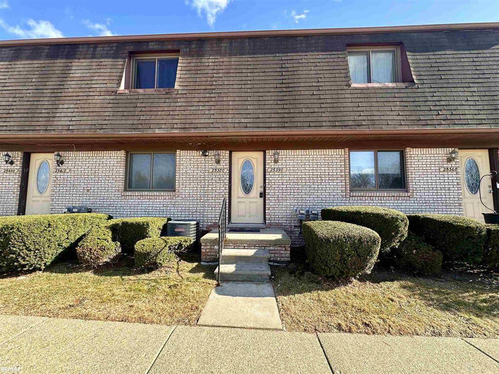 Harrison Twp, MI 48045,25380 Quarter Deck Street