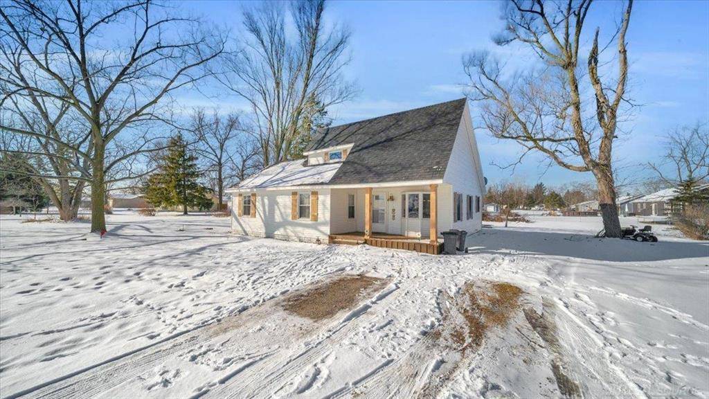 Kimball Twp, MI 48074,833 Range Road