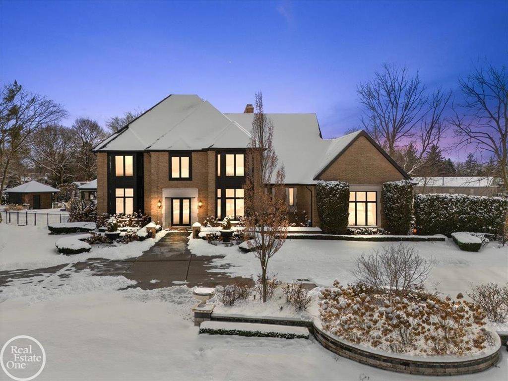 Clinton Twp, MI 48036,37251 Fiore Trail Drive