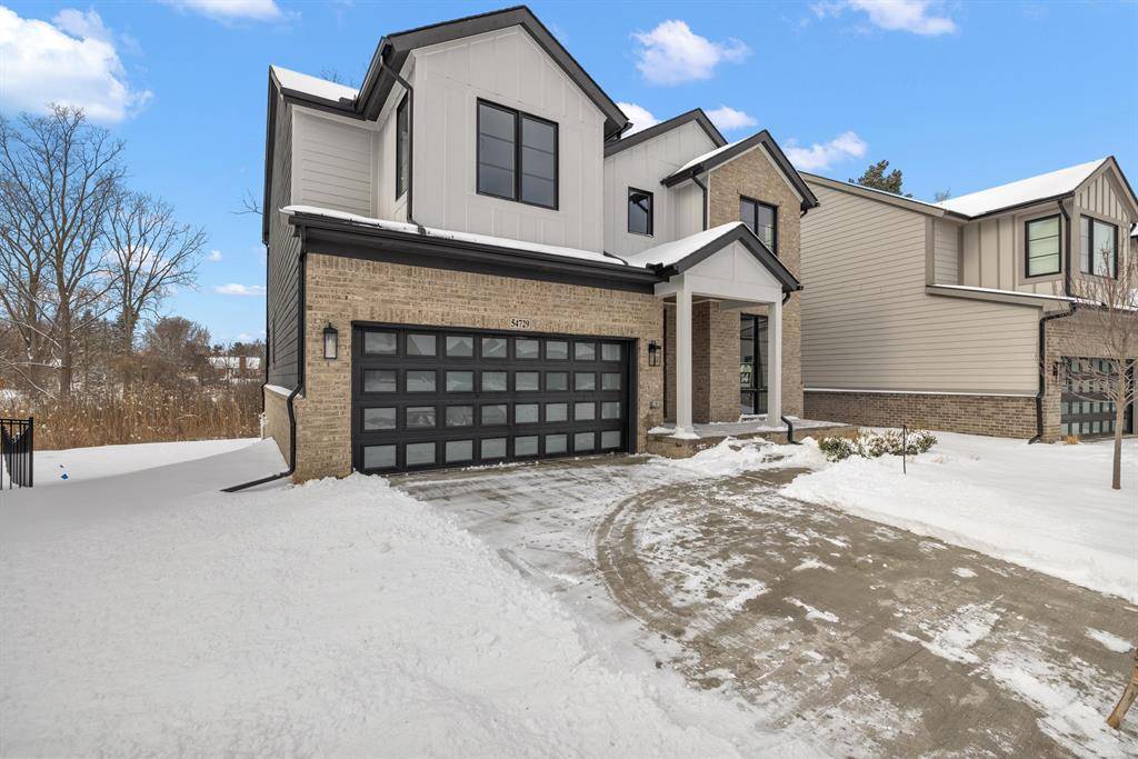 Shelby Twp, MI 48316,54729 Camden Court