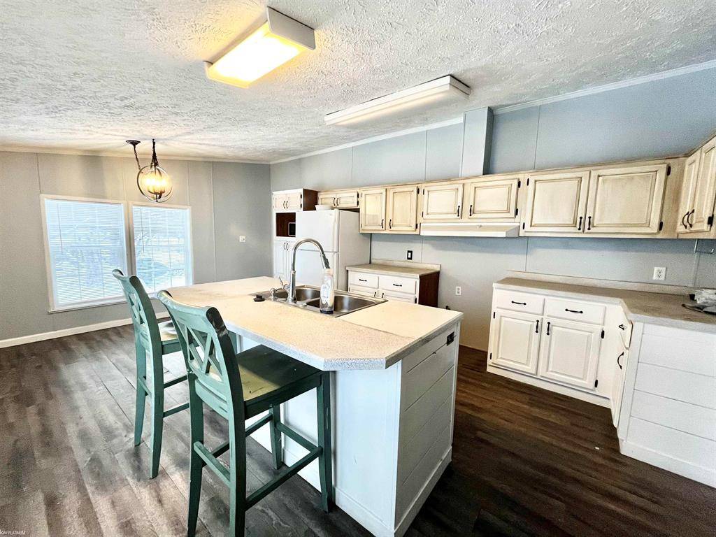 Clinton Twp, MI 48036,43777 Medea Drive