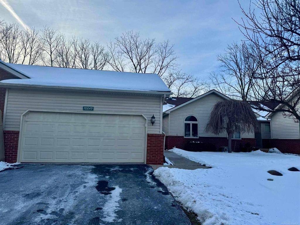 Bruce Twp, MI 48065,70049 White Tail Lane