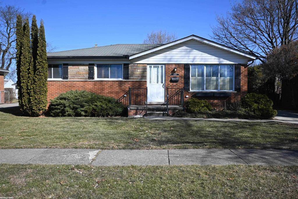 Warren, MI 48093,11519 Edgeton Avenue