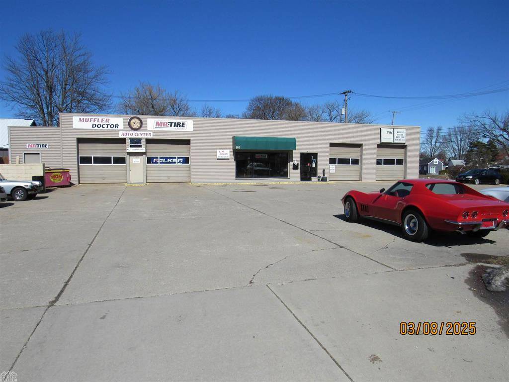 Marine City, MI 48039,102 Fairbanks Street