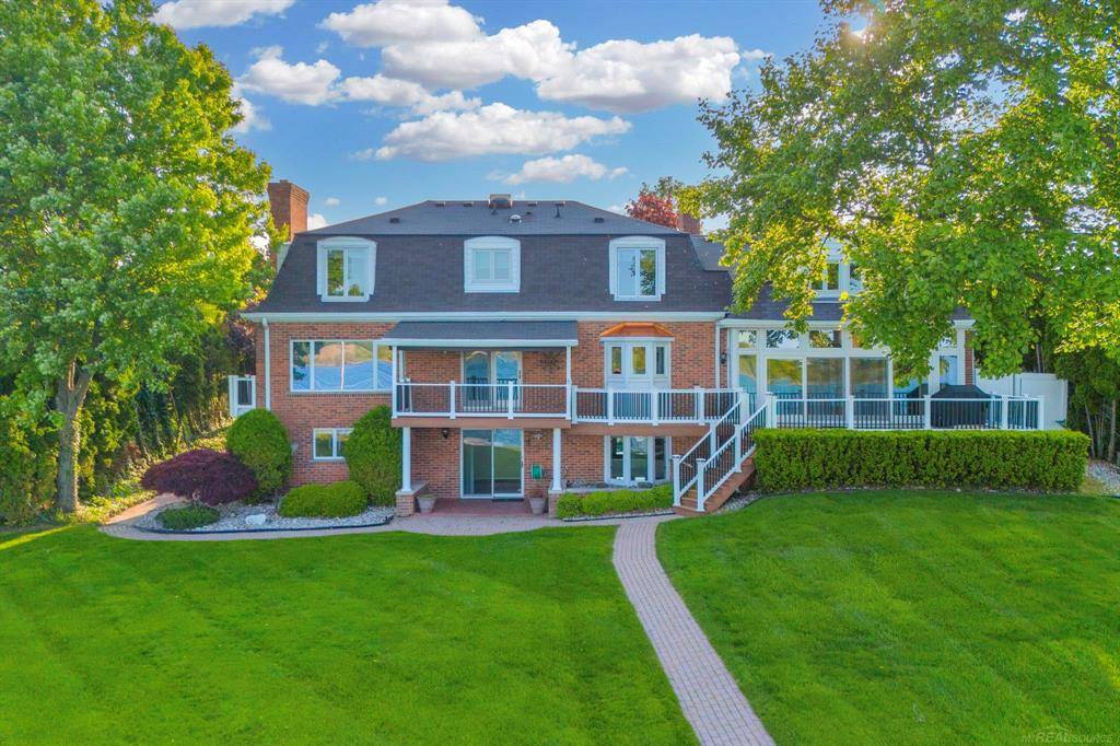 East China Twp, MI 48054,4243 River Road Road