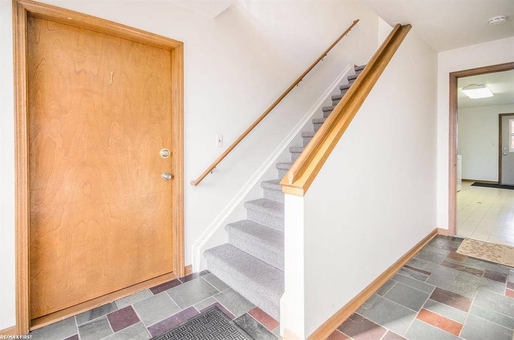 Fraser, MI 48026,34485 Garfield Road Apt #1