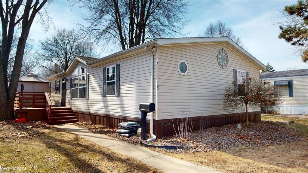 Rochester Hills, MI 48307,123 Fontainbleau Drive