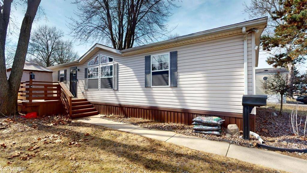 Rochester Hills, MI 48307,123 Fontainbleau Drive