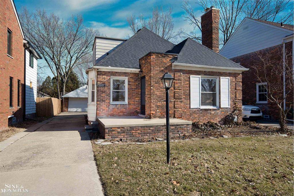 Grosse Pointe Woods, MI 48236,1448 Vernier Road