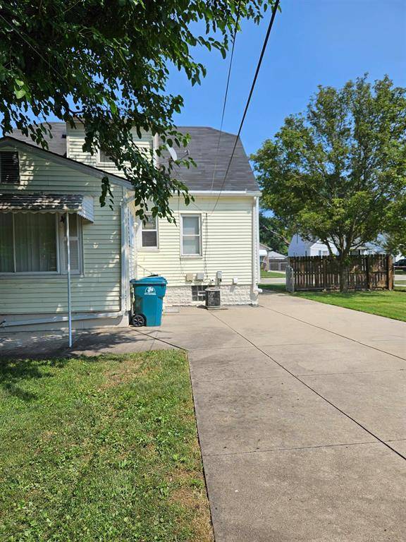 Eastpointe, MI 48021,22071 Donald Avenue