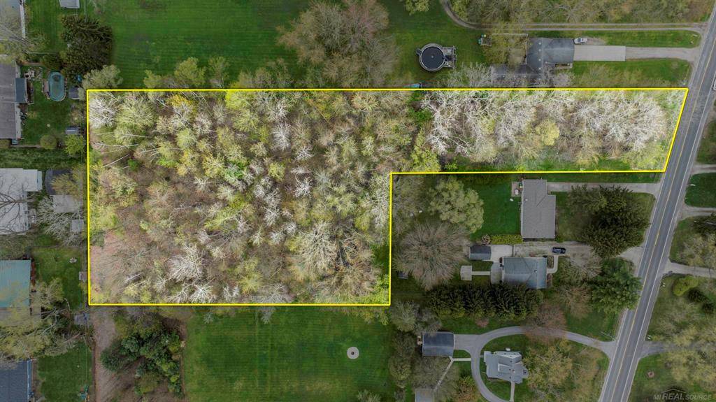 Port Huron Twp, MI 48060,0000 Strawberry Lane Lane