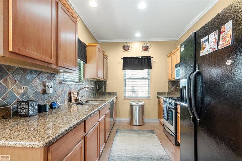 Clay Twp, MI 48001,9399 Oakdale Street