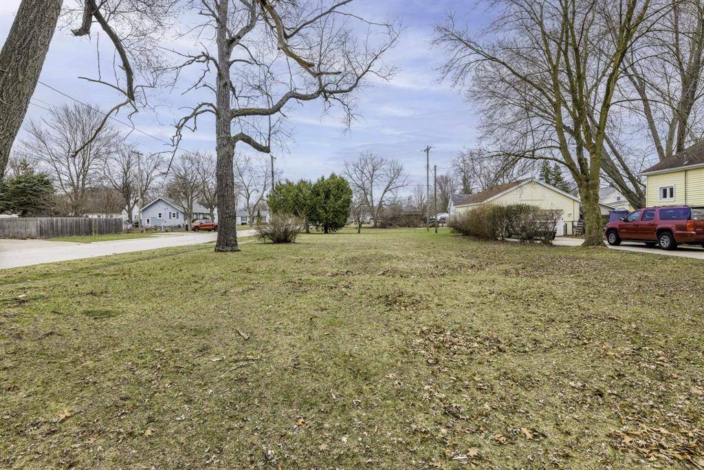 Port Huron, MI 48060,3104 South Boulevard Boulevard