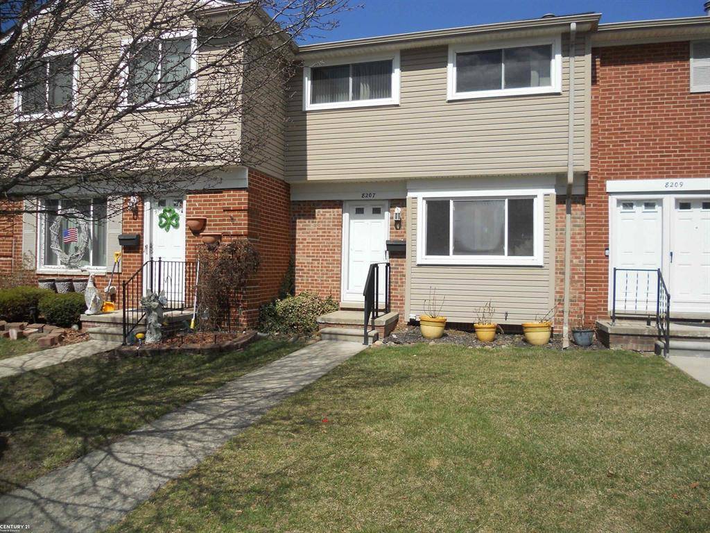 Warren, MI 48093,8207 FARNUM Avenue