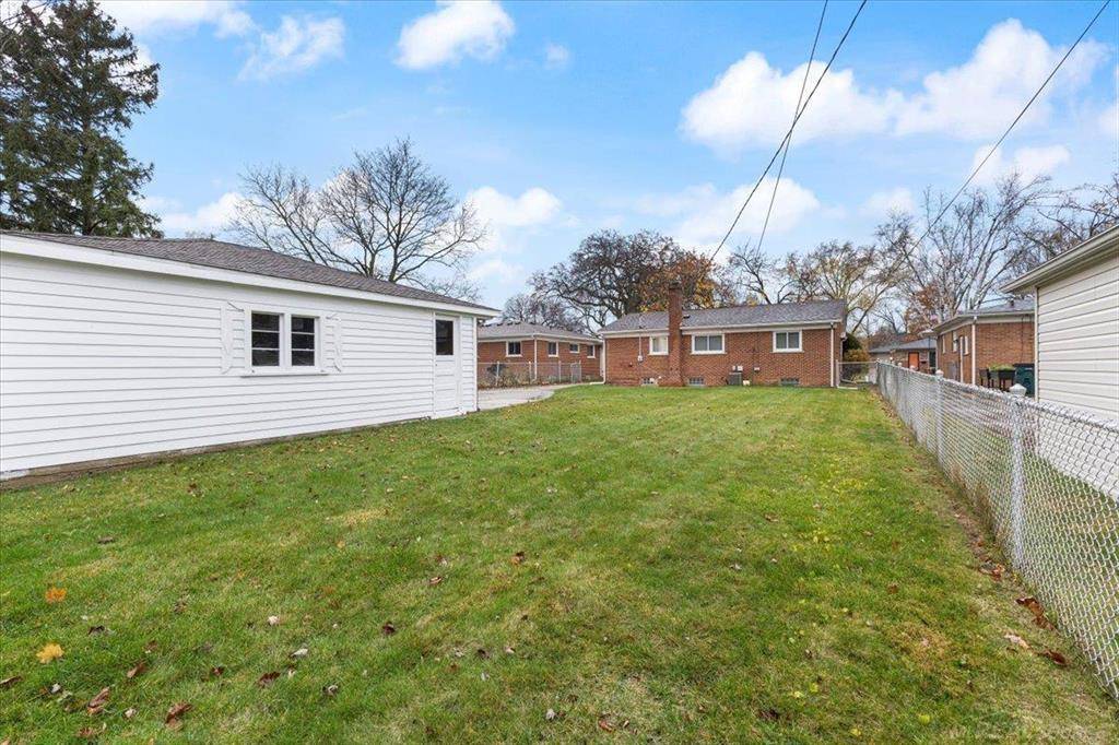 Royal Oak, MI 48073,612 Englewood Street