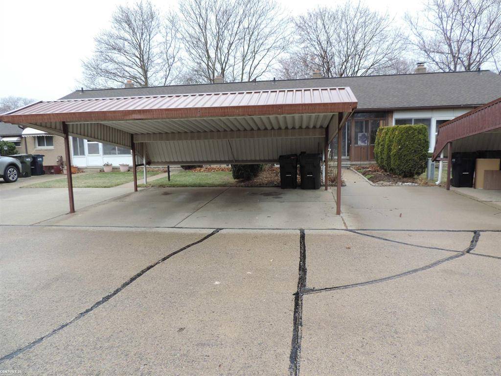 Sterling Heights, MI 48313,8401 18 Mile Road J174