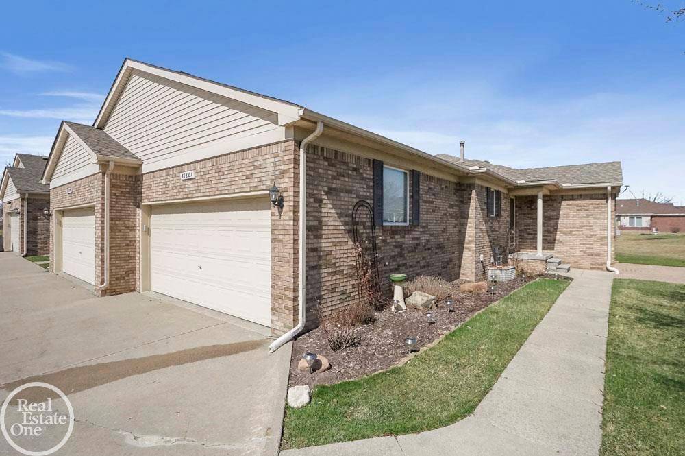 Chesterfield Twp, MI 48051,30601 Victoria Court