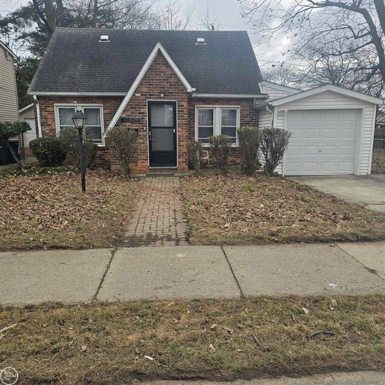 St. Clair Shores, MI 48080,21604 Harper Lake Avenue