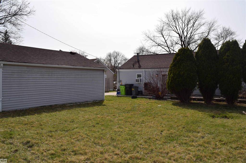 Roseville, MI 48066,26710 Woodmont Street