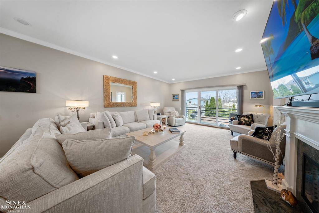 St. Clair Shores, MI 48080,29165 Jefferson Court