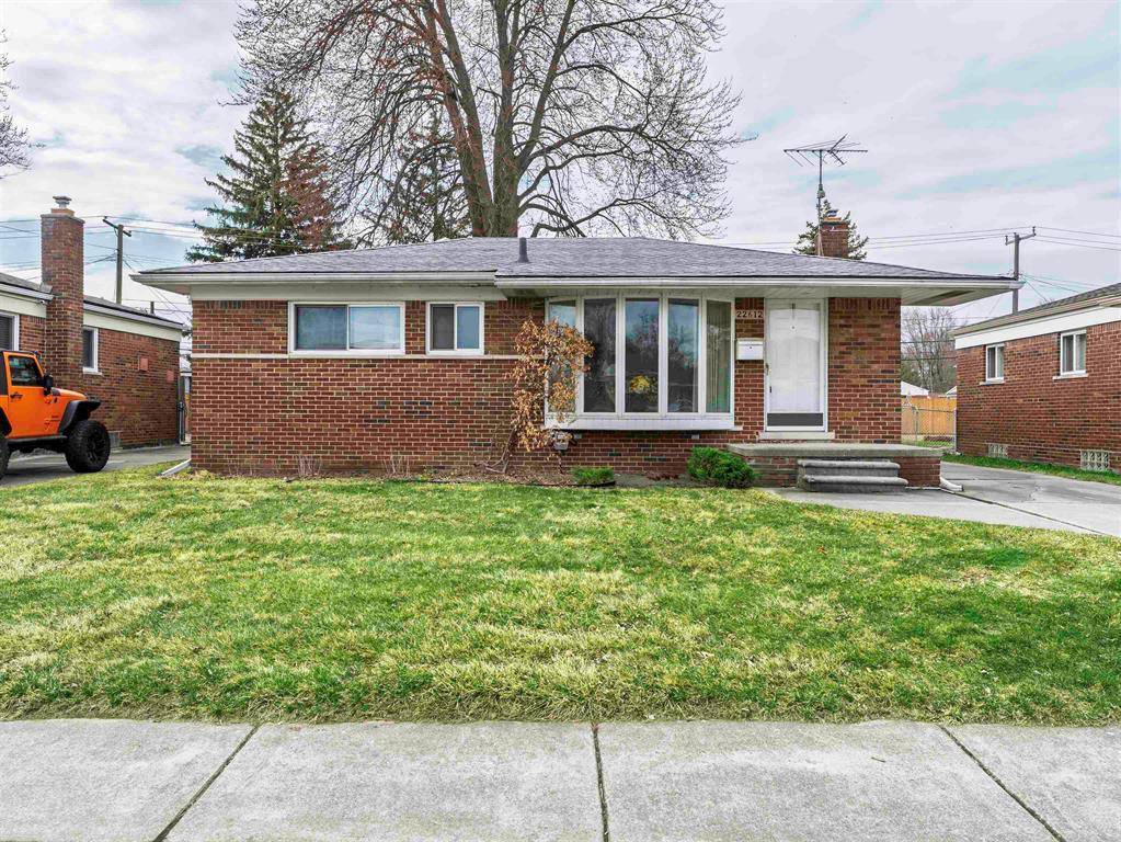 St. Clair Shores, MI 48082,22612 Raymond Court