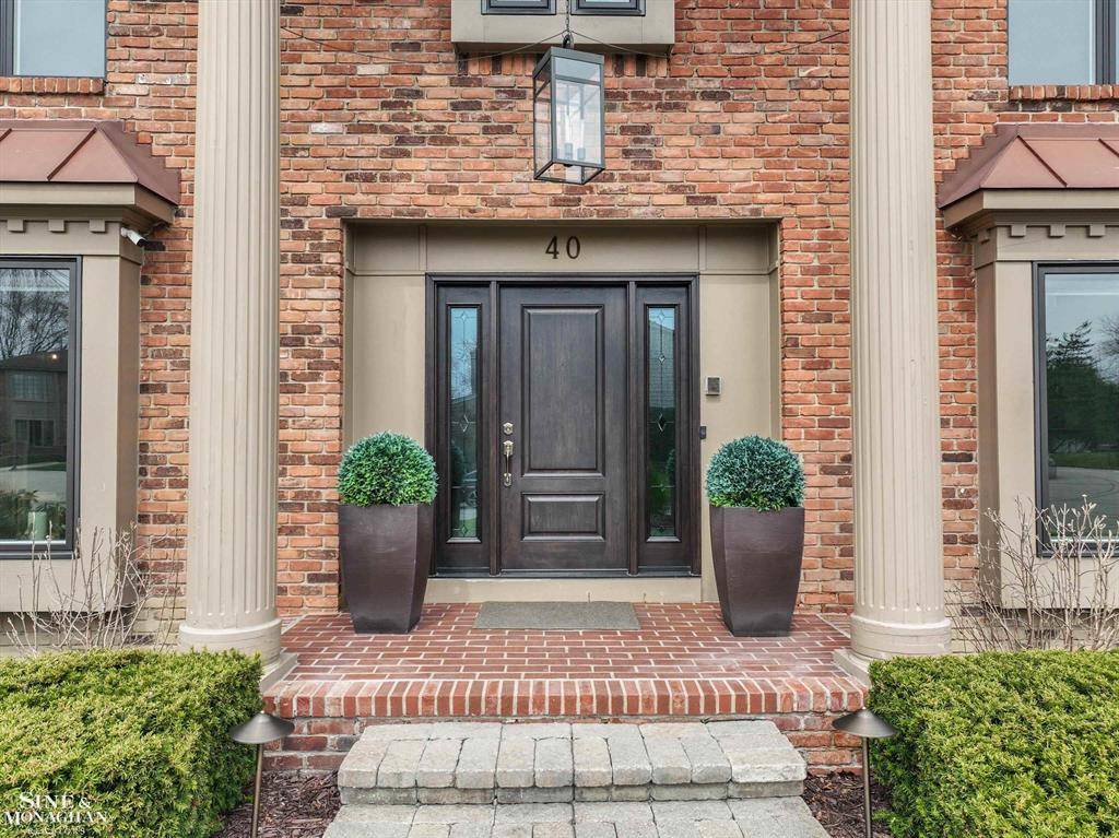 Village Of Grosse Pointe Shores, MI 48236,40 Regal Place