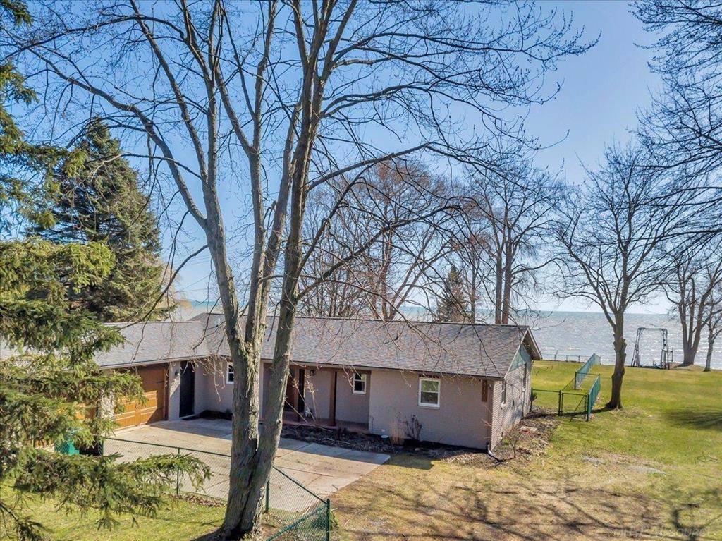 Worth Twp, MI 48450,8171 Lakeshore Road