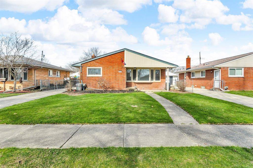 St. Clair Shores, MI 48080,24513 Ursuline Street