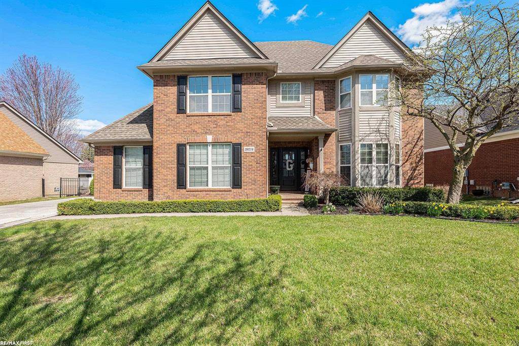 Harrison Twp, MI 48045,39216 Canterbury Drive