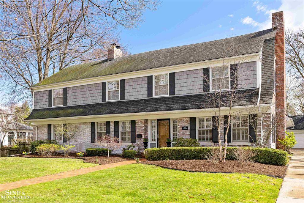 Grosse Pointe, MI 48230,424 Washington Road