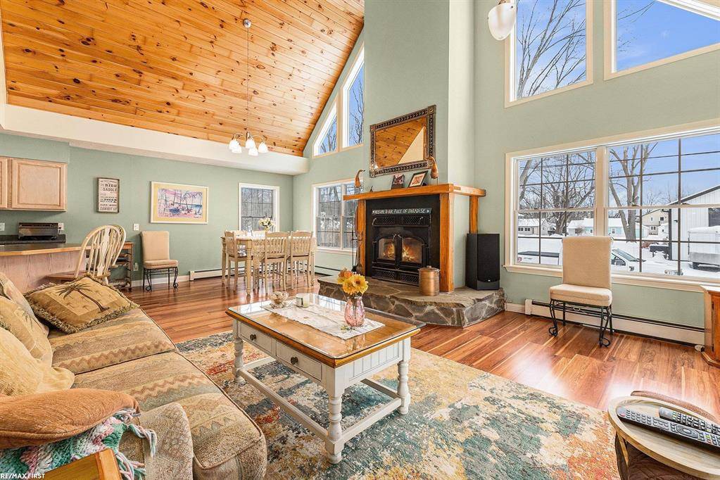 Clay Twp, MI 48028,221 Frasier Boulevard