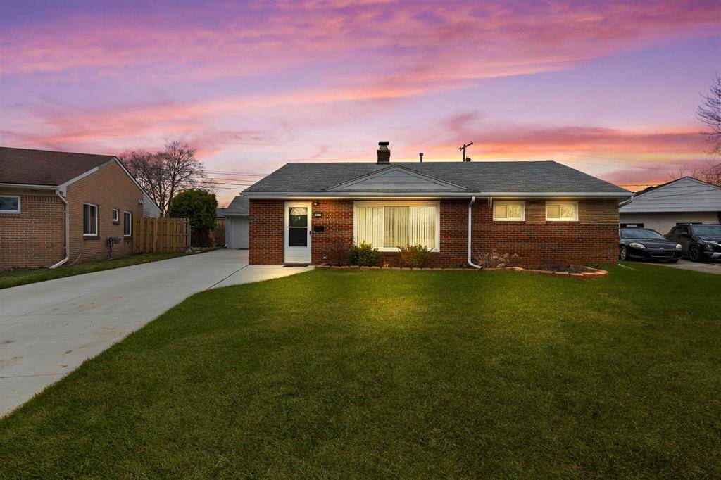 Roseville, MI 48066,26273 Dale Court