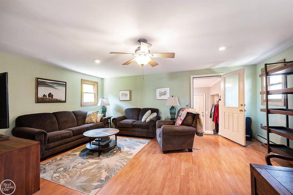Harrison Twp, MI 48045,37804 Bakeman Street