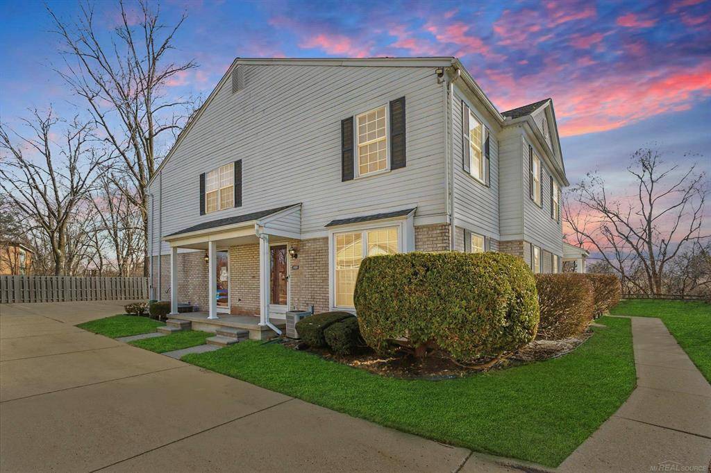 Harrison Twp, MI 48045,24669 Lake Meadow Drive