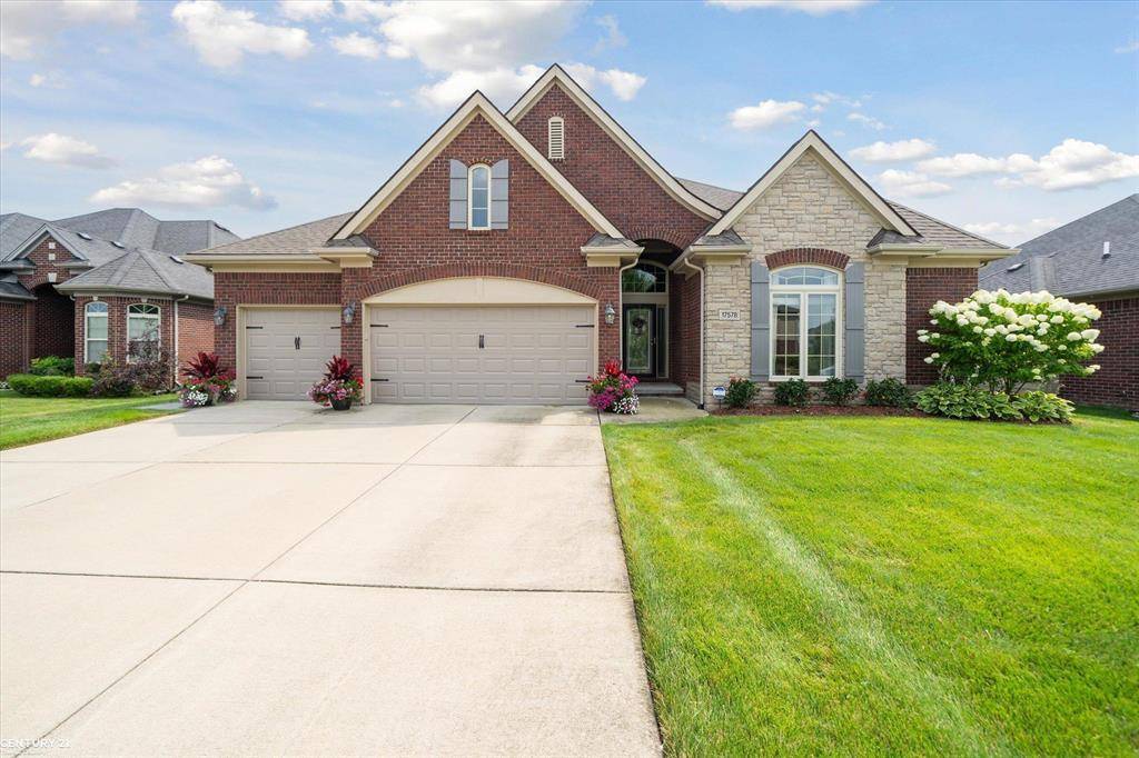 Clinton Twp, MI 48038,17578 Canvasback Drive