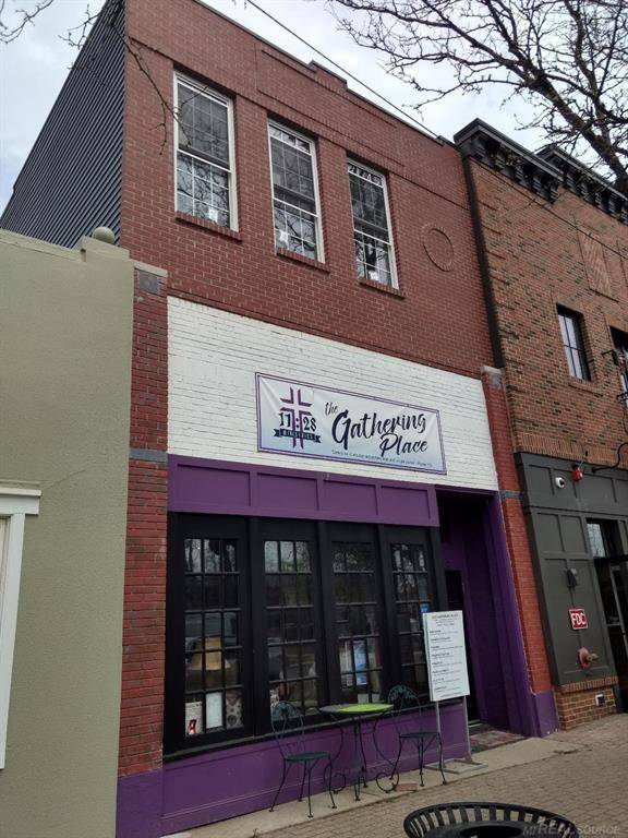 Grosse Pointe Park, MI 48230,15129 Kercheval Avenue