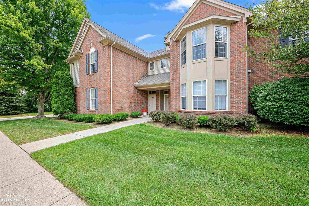 Shelby Twp, MI 48315,13736 Silver Birch Circle