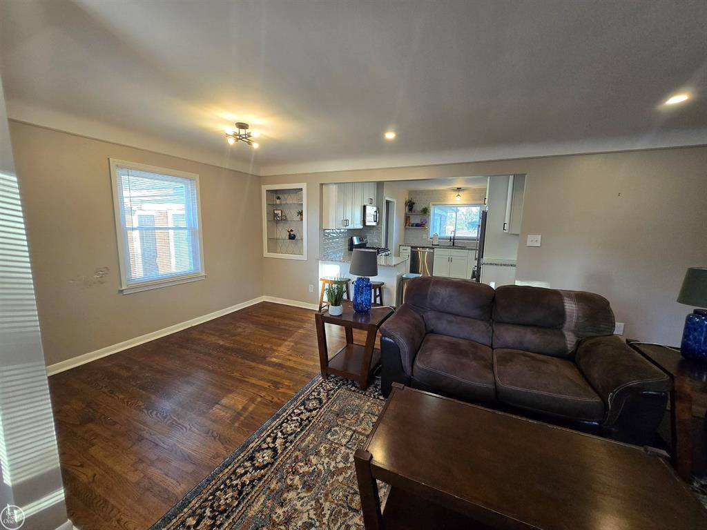 Clinton Twp, MI 48035,35734 Weideman Street